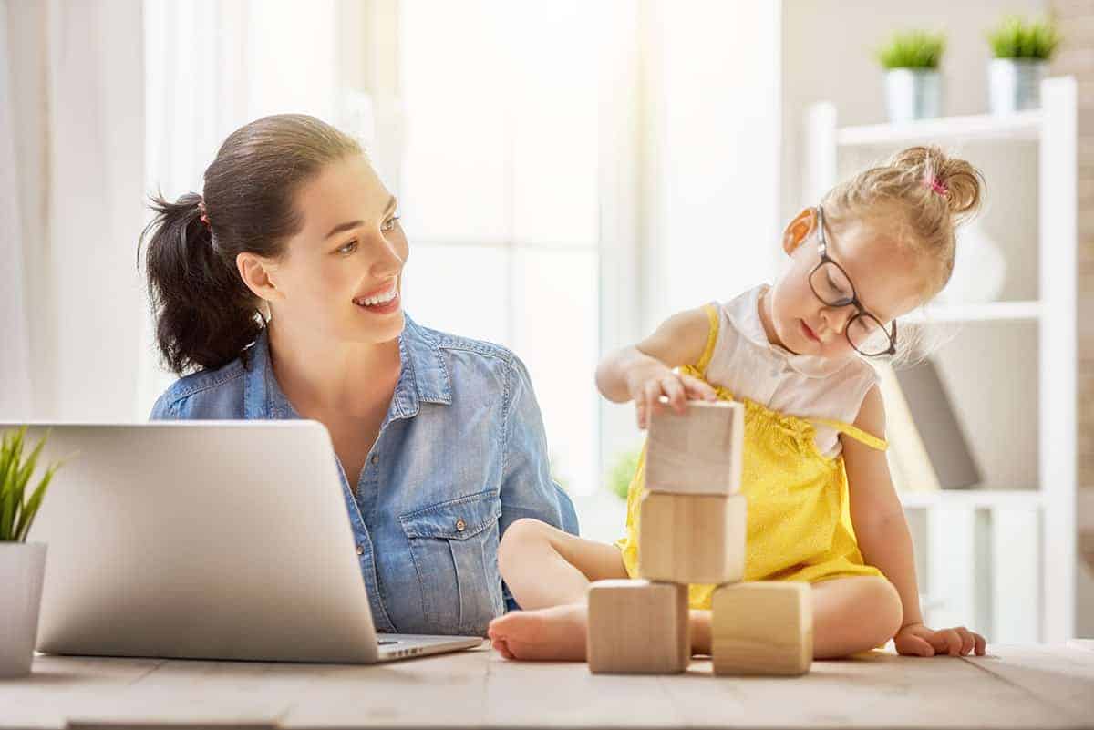 You are currently viewing Working From Home With Kids  – Survival Tips.